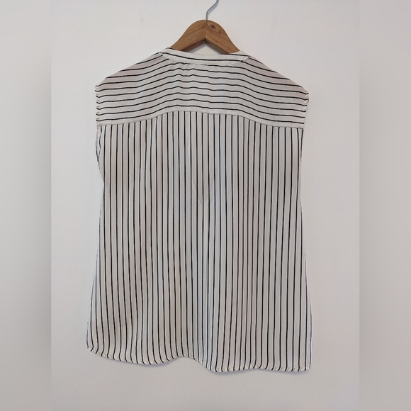 Ya Los Angeles Striped sleeveless blouse Sz m - Picture 4 of 5